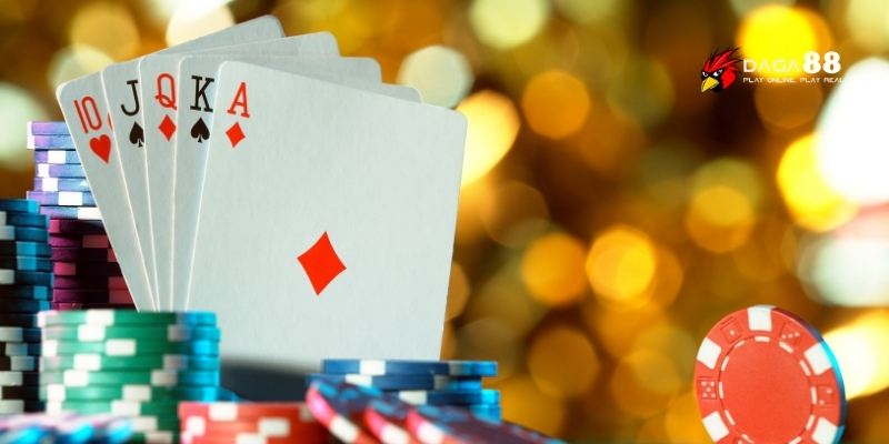 Những tay Poker đỉnh cao làm chủ bàn chơi sôi động